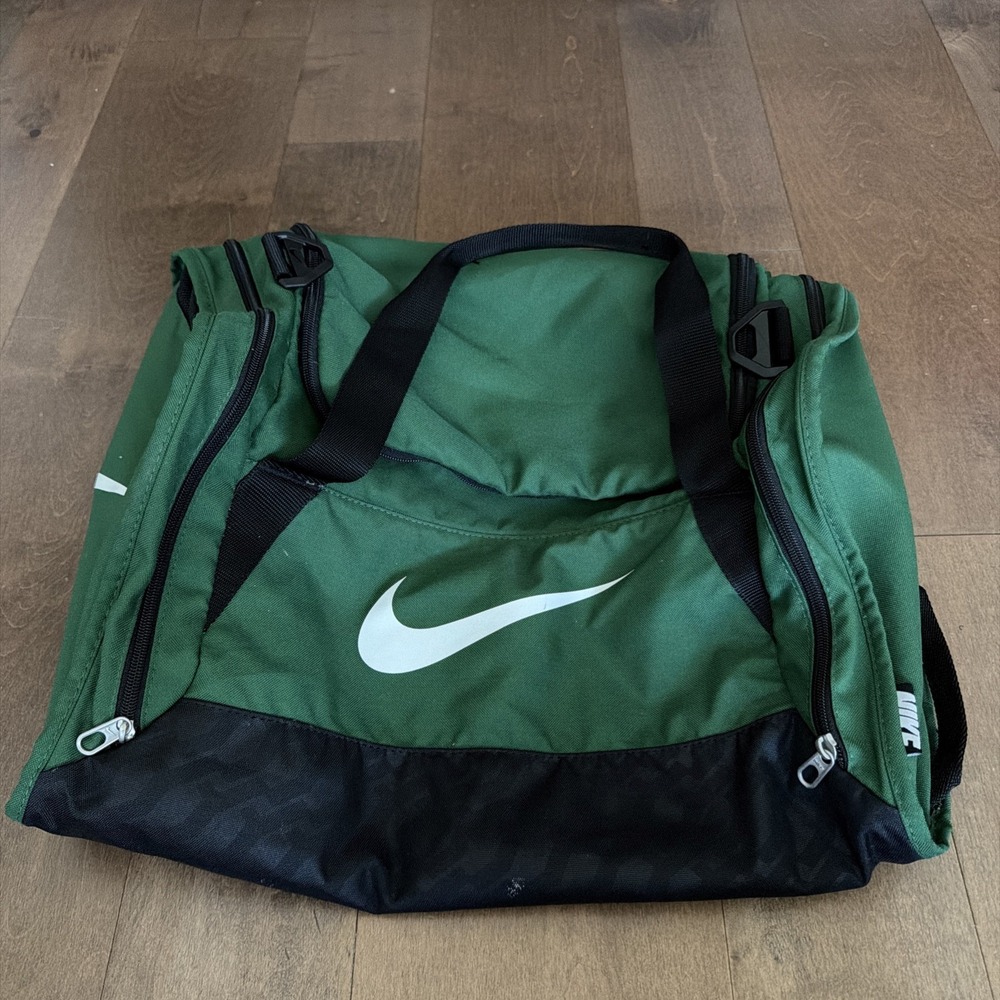 Retro 90s Nike Gym Duffle Bag Green White Swoosh Basketball 19x10" Used